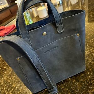 Portland Leather Medium Dark Blue Tote